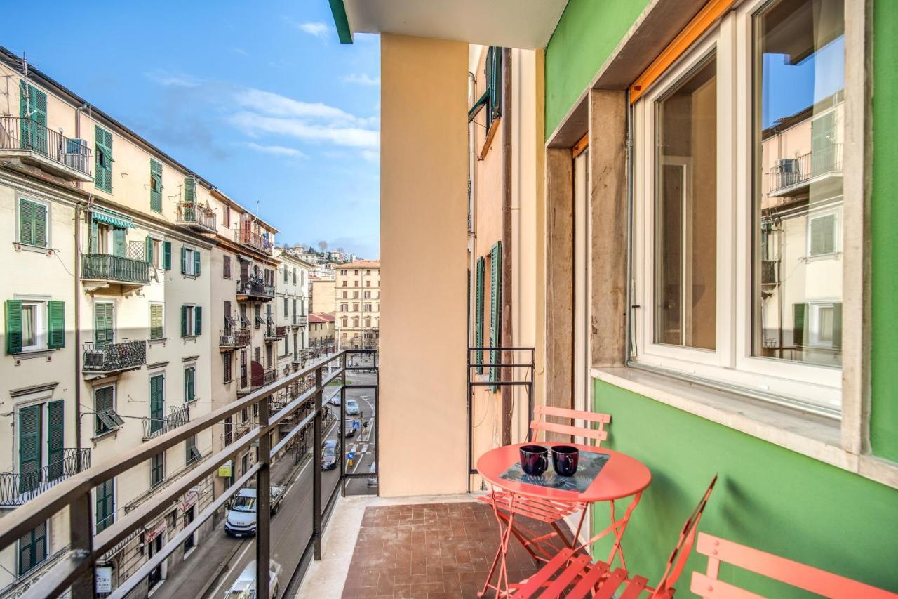Downtown Srl - Cinque Terre Euphoria Apartment La Spezia Bagian luar foto