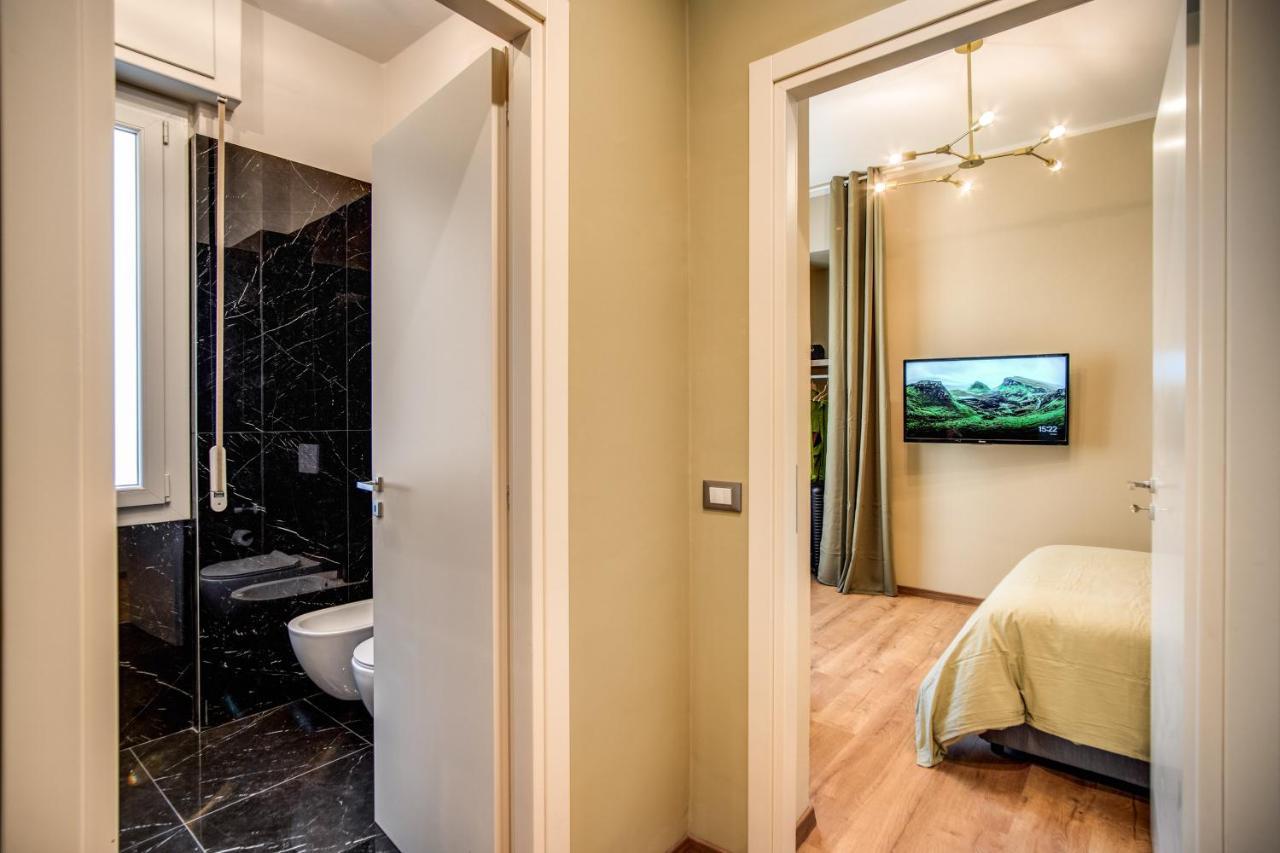 Downtown Srl - Cinque Terre Euphoria Apartment La Spezia Bagian luar foto